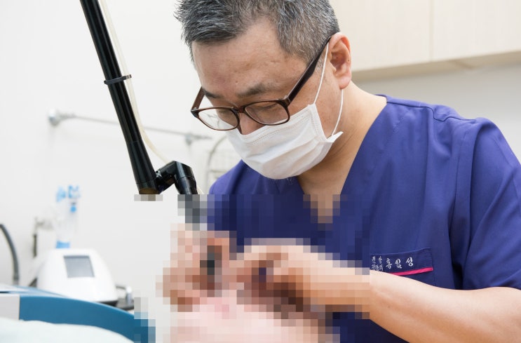  서울대입구남자수염제모, 피부 자극 최소화하고 깔끔하게 털제거하고 싶다면 신림역인근피부과에서