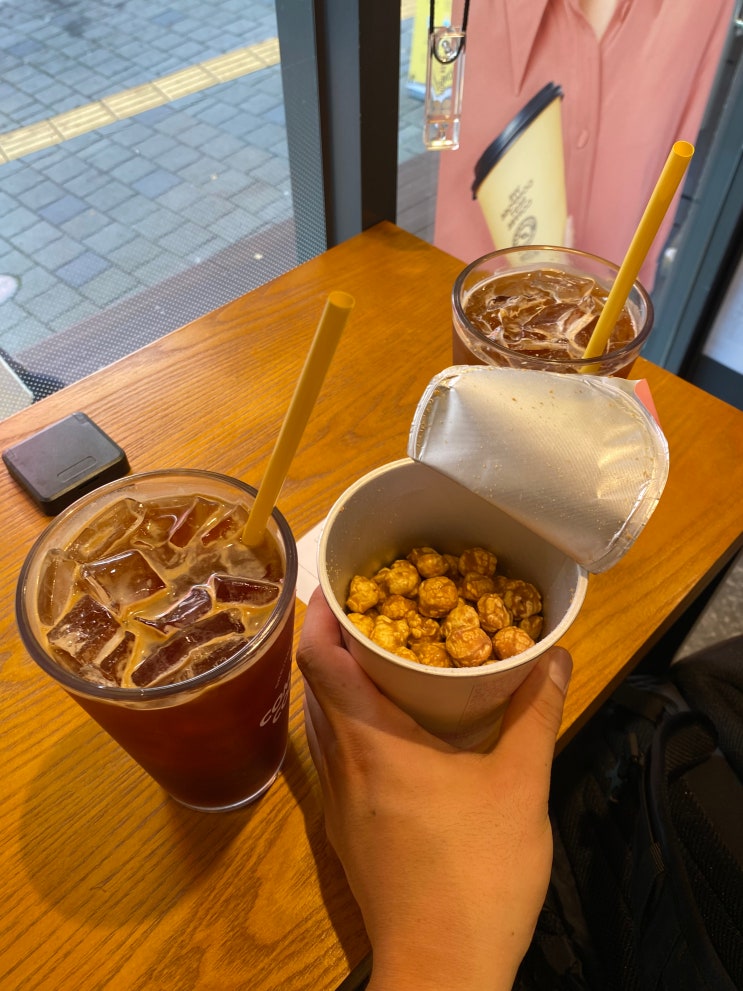  이대 컴포즈커피 이대역근처카페 대현동커피싼곳 이대카페거리