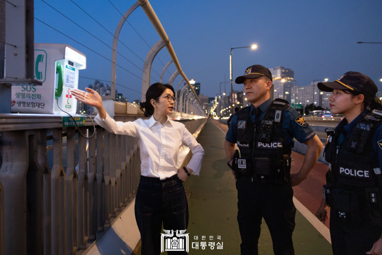 <b>국군의</b> 날 <b>시가행진</b>과 임시공휴일(부제: 대통령은 김건희)