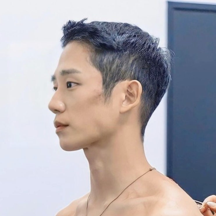  남자 군인 머리를 위한 가이드: 아이비리그펌, 포마드펌, 드롭컷
