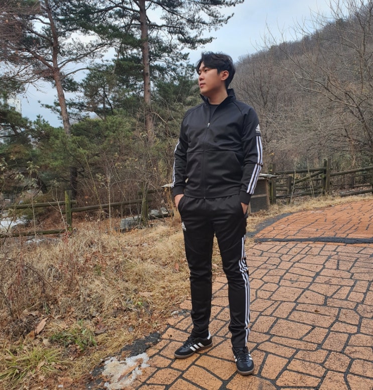  아디다스기모트레이닝복 남자 겨울 운동복 겨울산행복장 추천
