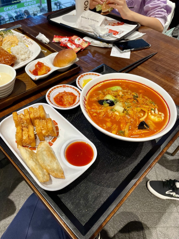 아산 퍼스트빌리지 멘보샤 해물짬뽕 쌍팔반점 / 천안식후감