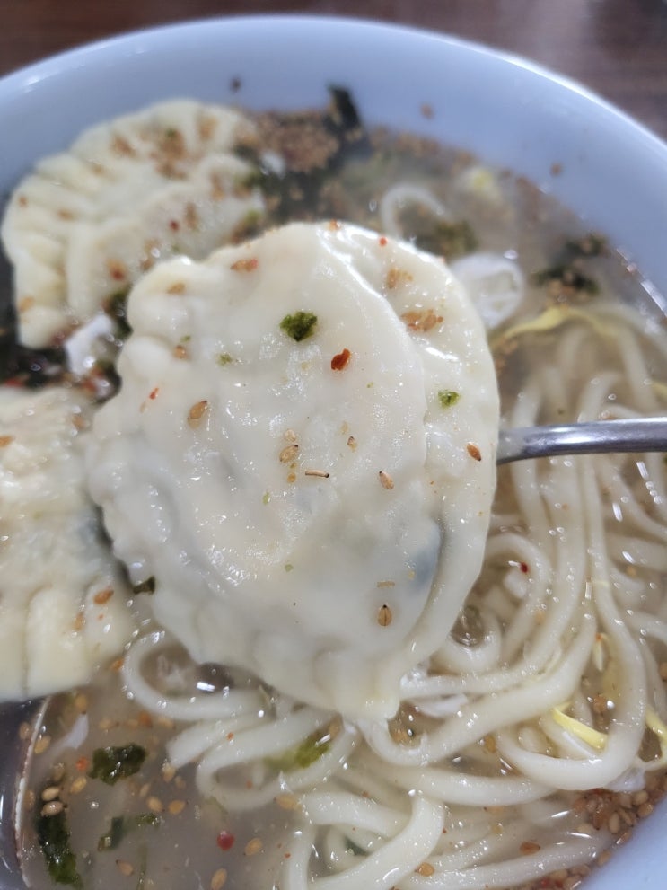 전등사 근처에 있는 이북식 김치만두 줄서서 먹는 곳 학생분식 강화도 맛집