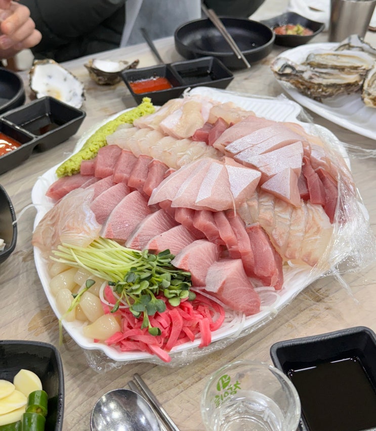  노량진수산시장 대방어, 대광어, 굴찜, 석화 먹으러 다녀왔어요