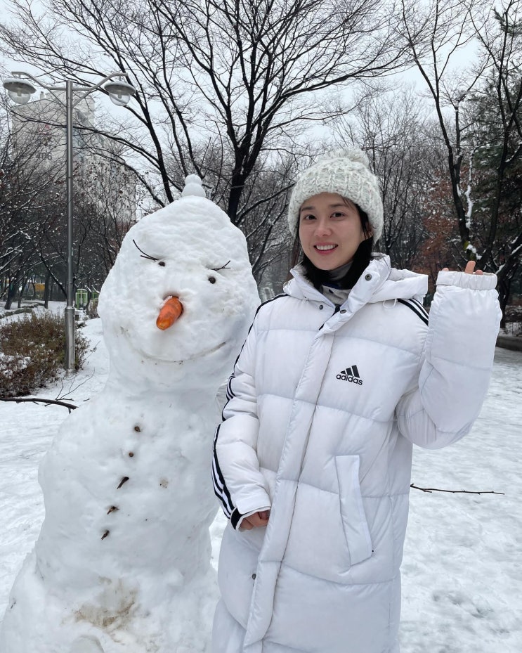 40대라는게 믿기지 않는 장나라 가성비 아디다스 여성 여자 롱패딩 정보 40대라는게 믿기지 않는 장나라 가성비 아디다스 여성 여자 롱패딩 정보