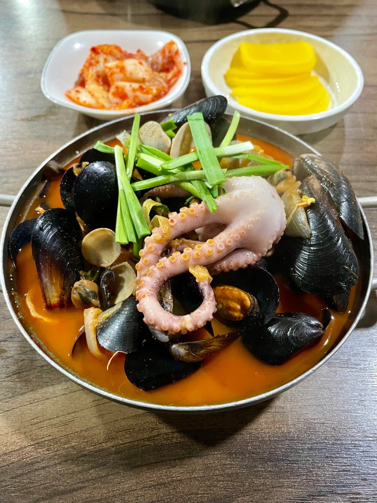 낙지한마리냄비짬뽕 가성비 좋은 신부동 중국집 용쟁호투 / 천안식후감