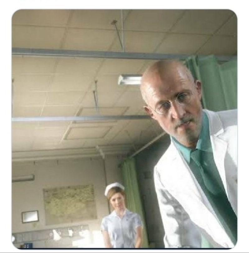 유머) ??? : 환자분 드디어 5년만에 깨어나셨군요!.jpg : 네이버 블로그