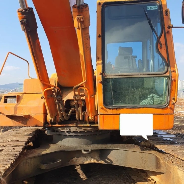 대우 솔라220LC 1995년식 2500만원 판매합니다. 대우 솔라220LC 1995년식 2500만원 판매합니다.
