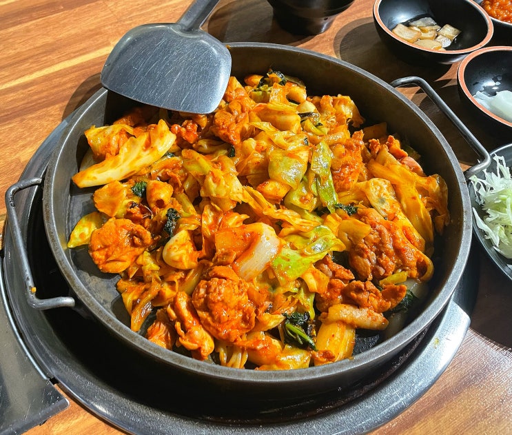  위례 스타필드 맛집:) 4층 식당가 '비와별닭갈비' 맛은있네