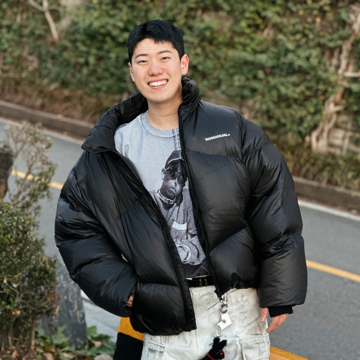  남자 검정 패딩 코디 노매뉴얼 힙한 검은색 유광 블랙
