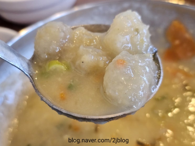  '제주옹심이메밀칼국수' 정성 가득한 옹심이 한 그릇