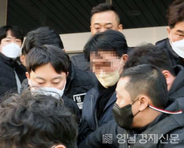 <b>총선</b> 99일 앞두고 <b>이재명</b> 피습… <b>총선</b>판도 요동친다.