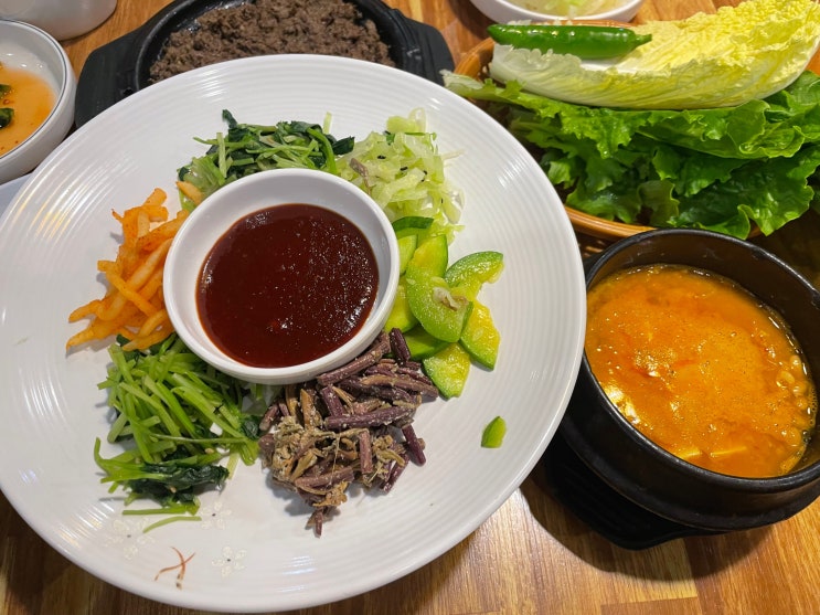  대치동 든든한 한식맛집 사월에보리밥