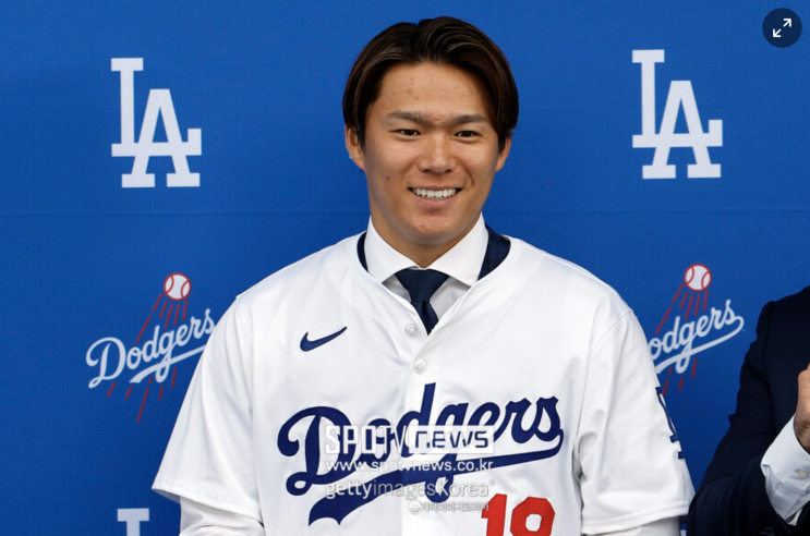 “<b>신인상</b> 후보” 이정후 MLB.com 대문에 센터로!