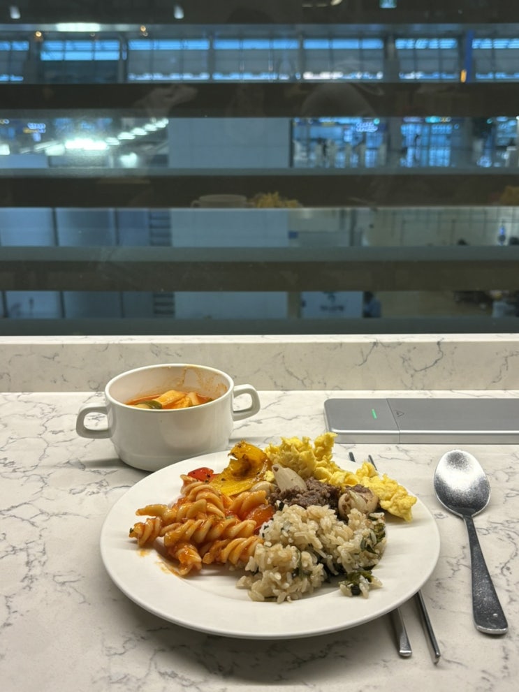  인천공항 마티나라운지 동편 가격 & 위치 & 카드 할인정보 & 운영시간 & 메뉴 후기