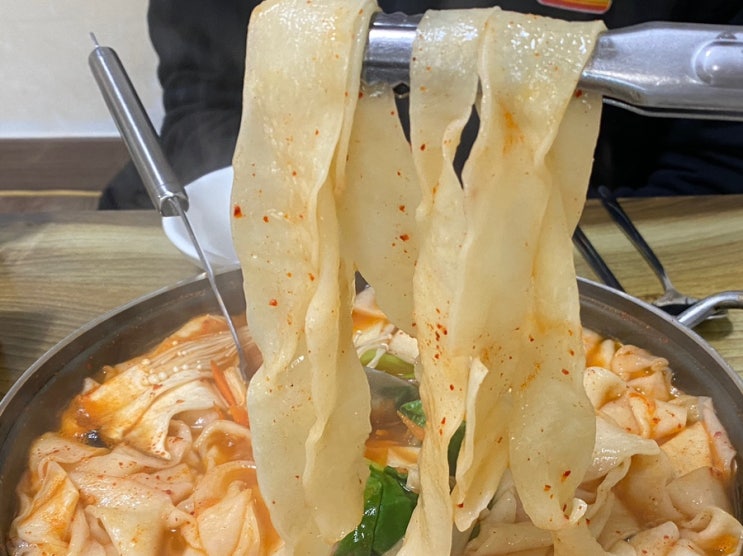  군산 얼큰한 칼국수 맛집 국수미는남자 면발 최고
