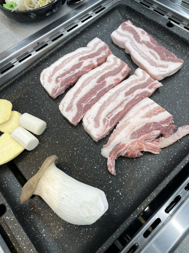  부산 장림 생오겹살 맛있는곳!! 확장이전했다해서 1년만에 재방문!
