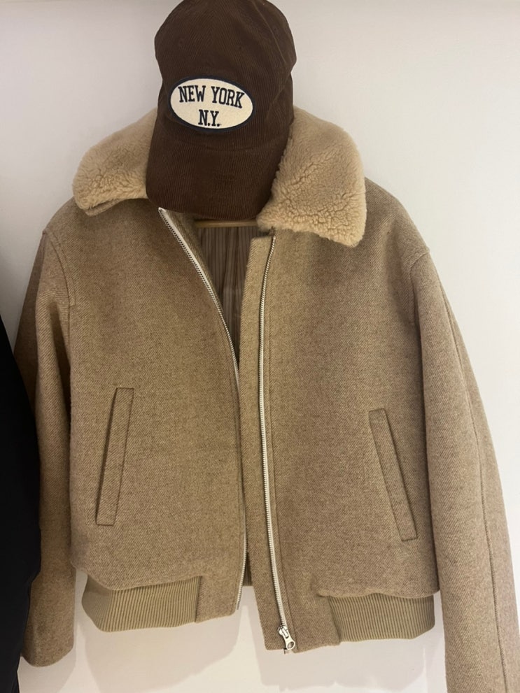  LETTER Tom bomber jacket (레터 봄버자켓)