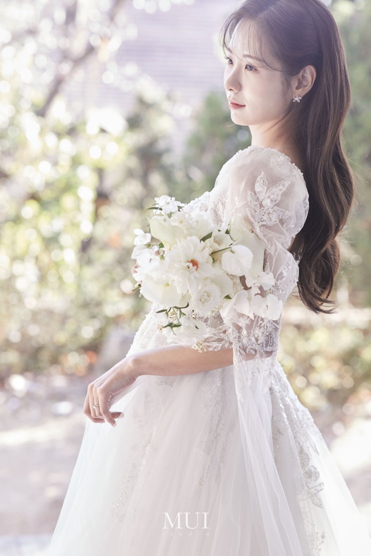  승현 wedding. 켈리손윤희 무이스튜디오 풍성드레스 변형 후기(스튜디오 사진 포함)