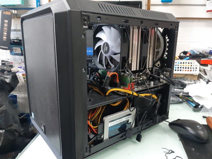  중동 컴퓨터수리 i7 9700K 브라보텍 디파이 B40 케이스에 RC1800 공랭쿨러 교체작업 RTX3060 업그레이드