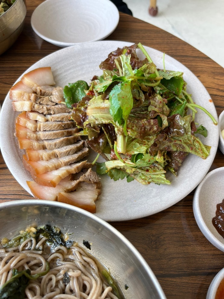  강릉 뷰맛집 주문진 '남경막국수' 리뷰