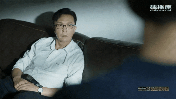  <중드 파빙행동-17화 리웨이민은 제멋대로 범인 잡으러 간 리페이랑 마원에게 노발대발하는데李维民得知马雯配合李飞擅自行动气得狠狠训斥他们一番>