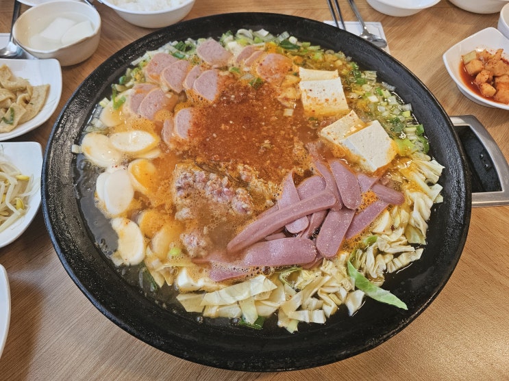  수원시청역 맛집 탐방, 점심 맛집인데 저녁에도 맛집인 이가부대찌개