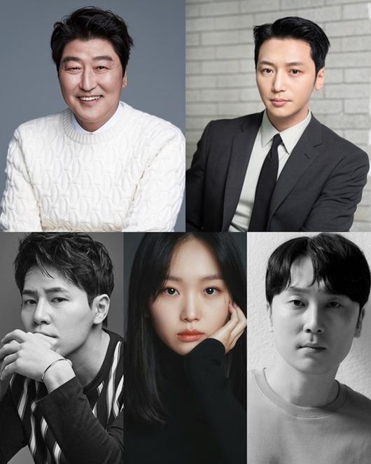 <b>송강호</b>, '<b>삼식이</b> 삼촌'으로 2024년 상반기 <b>디즈니</b>+ 첫 드라마... 