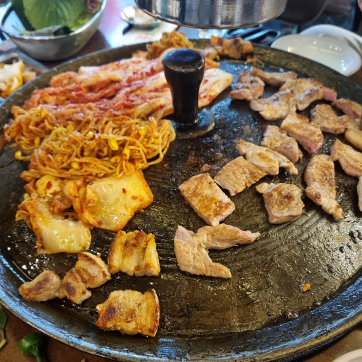 금정역 솥뚜껑 삼겹살, 소고기 맛집 백운축산 정육식당