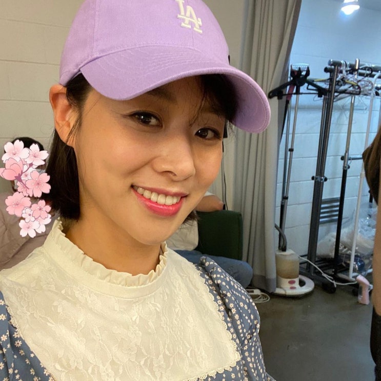  여자 연예인 데일리 볼캡으로 편하게 쓰기 좋은 엠엘비(MLB) 국민 구단 LA 야구 모자 추천 w. 정유미 & 장신영