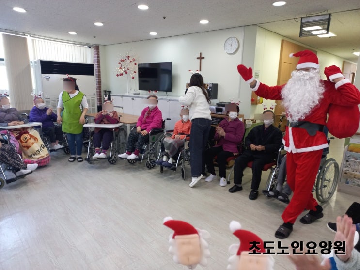  요양원 프로그램은 어떤 게 있을까? 음악, 놀이, 미술 등 여러 가지 참여 활동