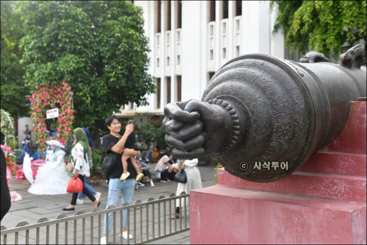  자카르타 차량 렌트카 - 여행지 소개 파타힐라 광장