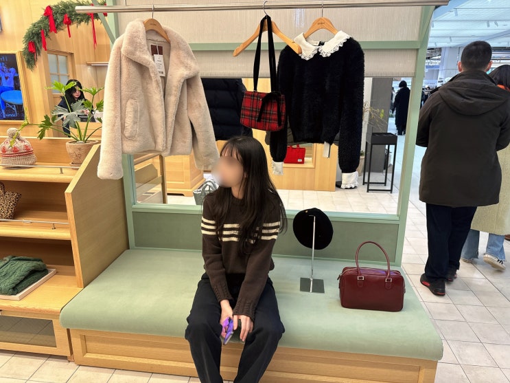 더현대 여자옷 빈티지 컨템포러리 브랜드 Sienne 시엔느