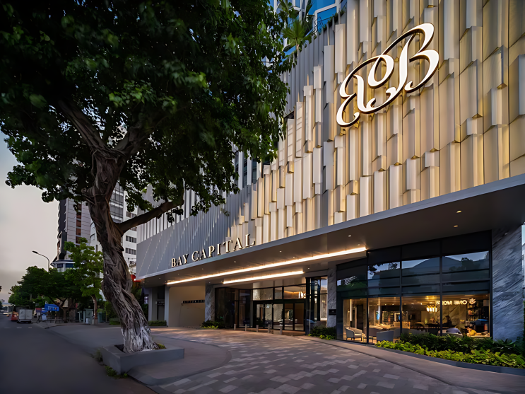 다낭 시내에 위치하고 있는 5성급 신축 고급 호텔 베이 캐피털 다낭 호텔(Bay Capital DaNang Hotel)