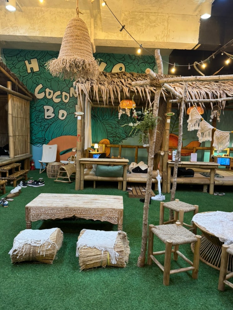 서울 마포 홍대 아이와 어른들의 실내 놀이터, 코코넛박스 카페COCONUTBOX-친환경적인 라탄