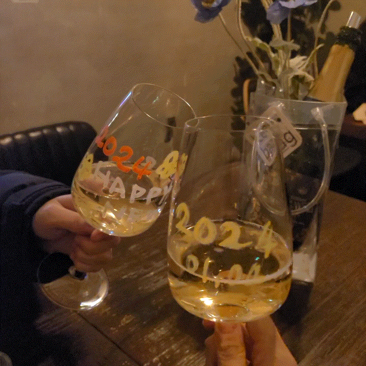 성수: 분위기 있는 와인바 [성수옥상] 후기/ 특별한 날 기념하기 좋아요!