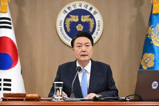 與 “‘<b>쌍특검법</b>’ 재의요구는 野술수에 맞선 정당한 처사”