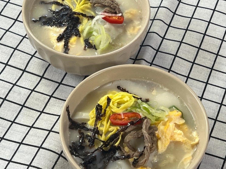 도리깨침 한우사골 떡국세트에 이문설렁탕 더해 빠르게 떡국만들기