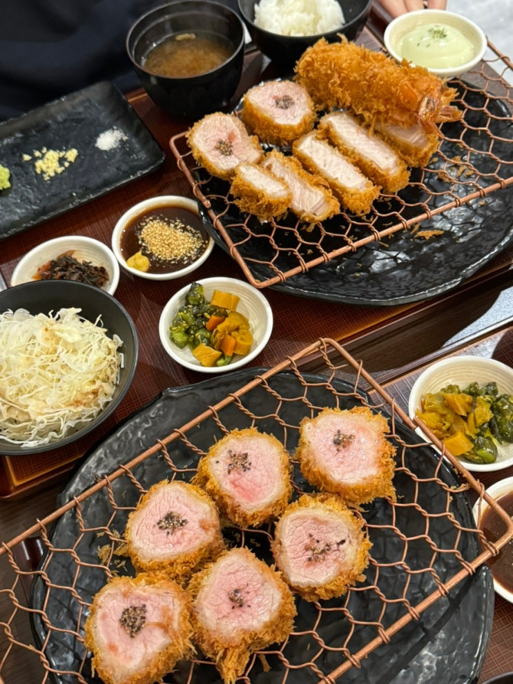  혜화 대학로 맛집_정돈 (feat.믹스카츠,안심돈카츠,카레)