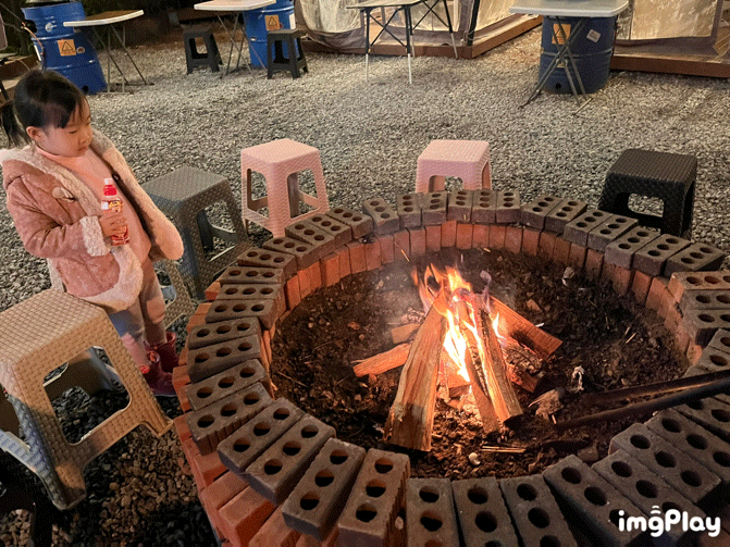 대전야외바베큐장 한마음정육식당 송강점 포근한 카라반에서 불멍과 고기의 향연! 한마음 정육식당 송강점 즐거운 방문기 