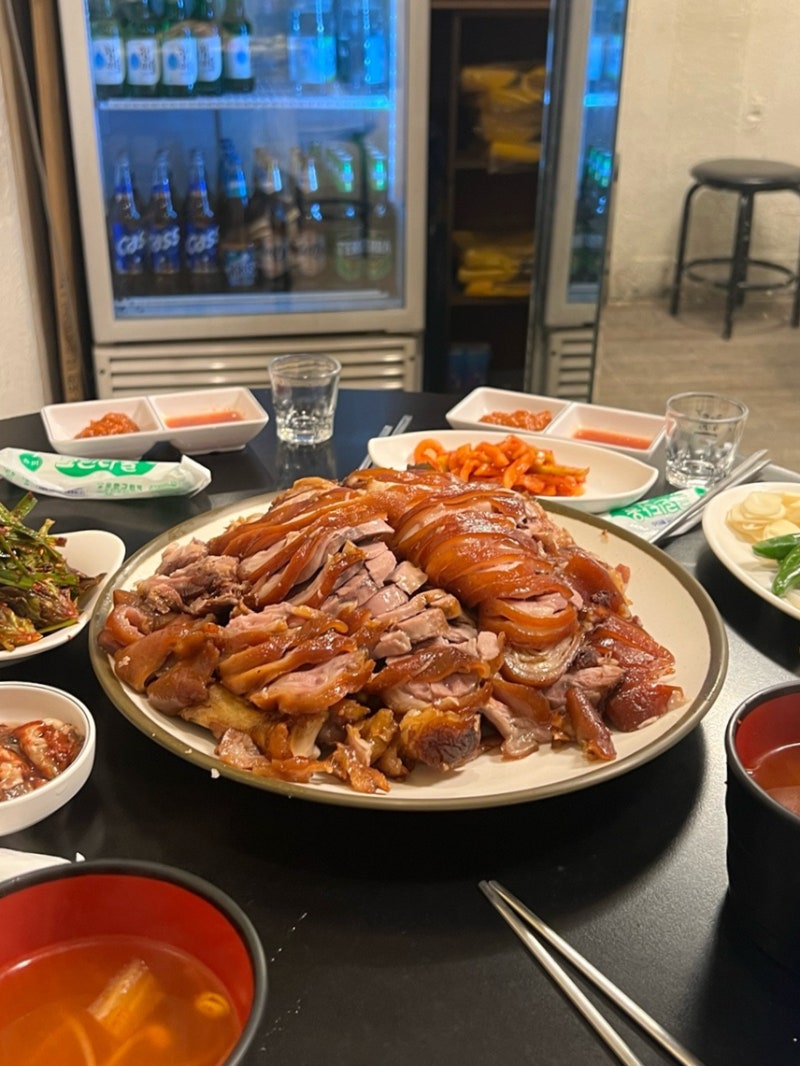 마천동시장맛집 매일 조기품절되는 귀한 족발 맛집 노랑앞치마