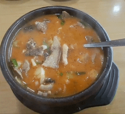 경기도 고양시 일산 맛집 / 청담순대국 / 맛있는 순대국밥집 / 고기 엄청 많음!