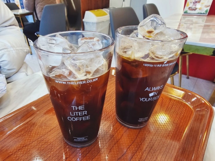  더리터 커피 겨울에 즐기는 아이스 아메리카노 친절해서 더 좋아요 고양화정점