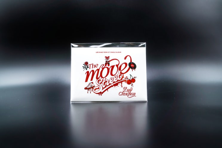  이채연, 싱글 앨범 The Move : Street 포카 앨범 버전 앨범 언박싱[LEE CHAE YEON, Single The Move : Street POCA ver.]