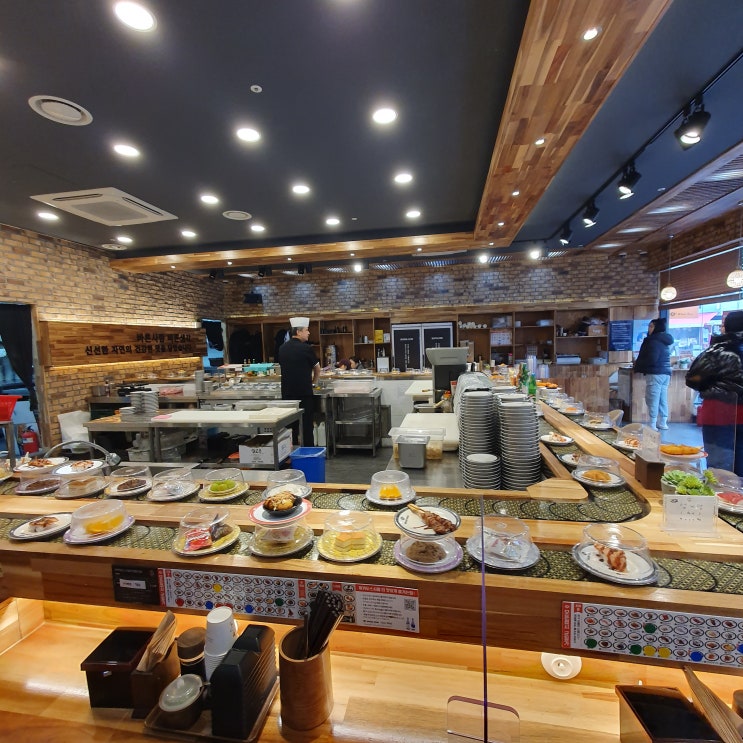  정발산 미카도스시 회전초밥 /점심식사 가격 합리적임