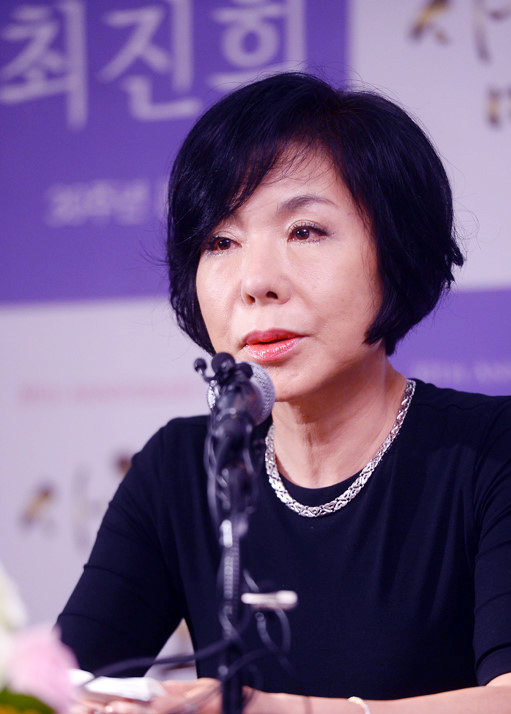 가수 <b>최진희</b>가 말해주는 故이주일과의 추억, 외로움에... 