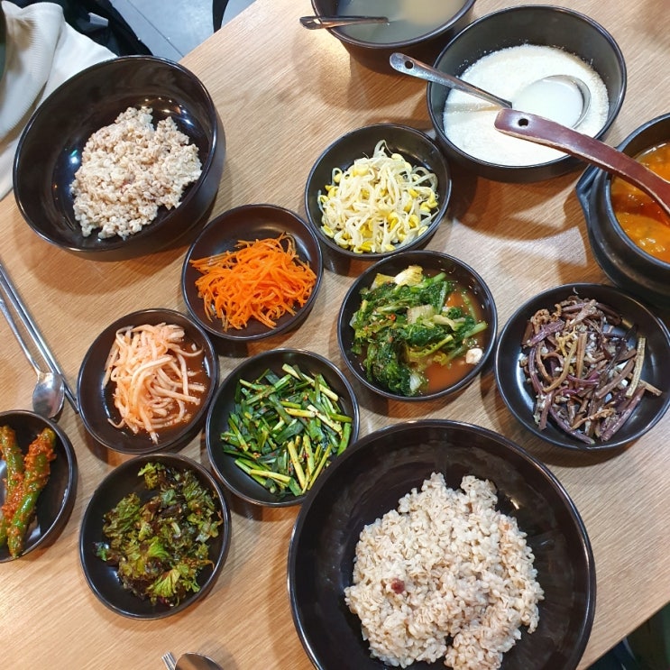 목동 오목교역 맛집 점심 추천 산 아래 맛있는 이야기