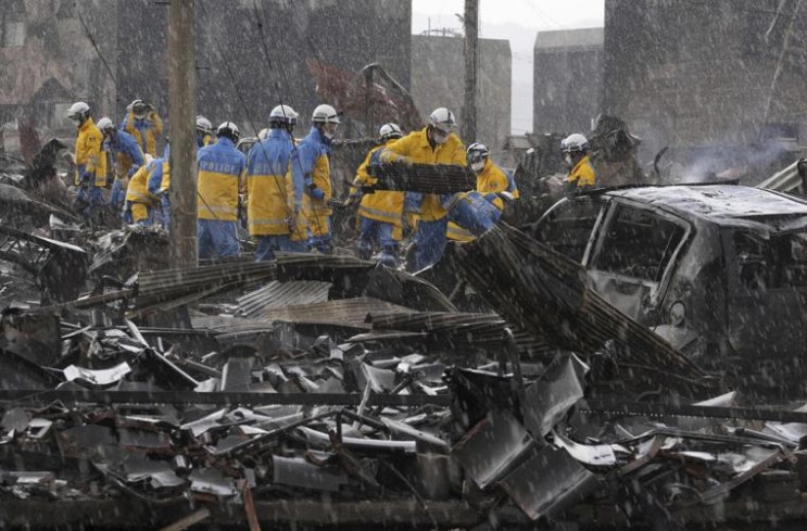 [영어뉴스기사] 일본 대지진 후 5일 만에 90대 여성 생존 구조하다!