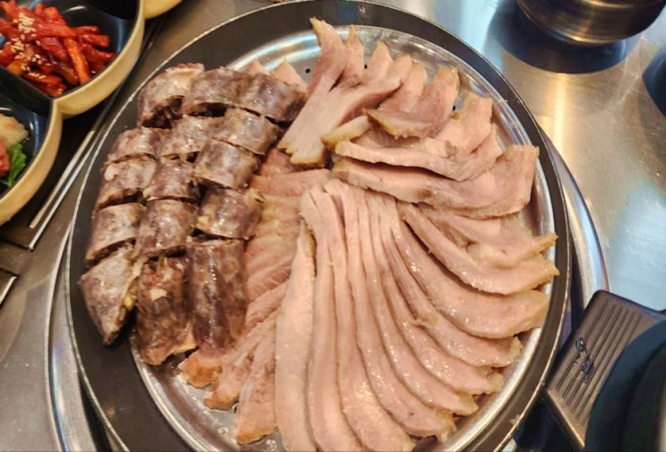  부산시민공원맛집 화남정돼지국밥 현지인 찐 추천 식당