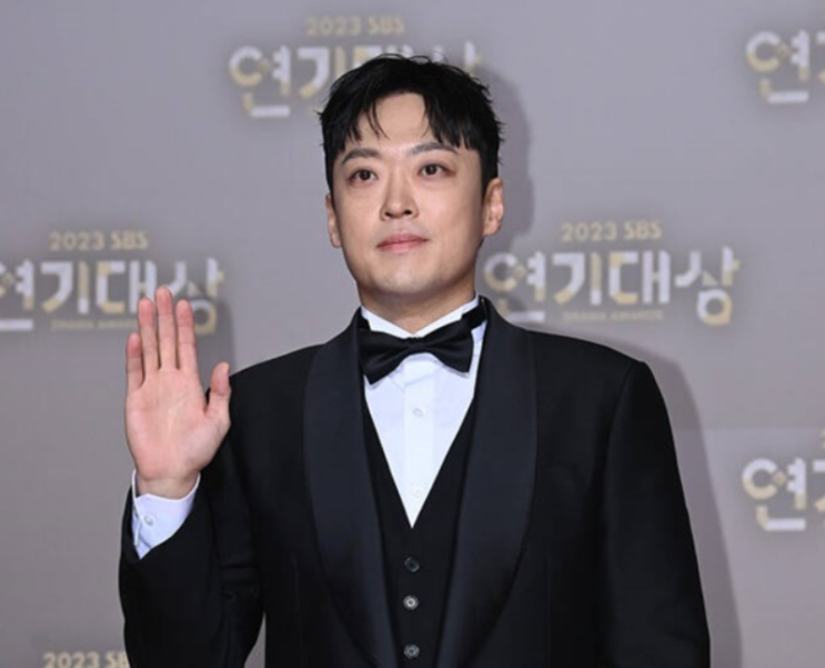 배우 <b>정순원 부친상</b>, "늦기 전 아버지 자랑거리" 최근 <b>수상 소감</b>... 